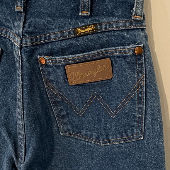 Wrangler Women's Straight Leg Jeans - Blue - Picture 4 of 7